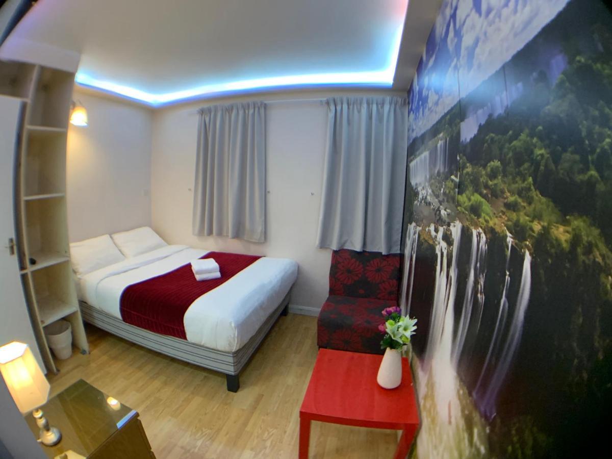 Barking Hotel Dış mekan fotoğraf