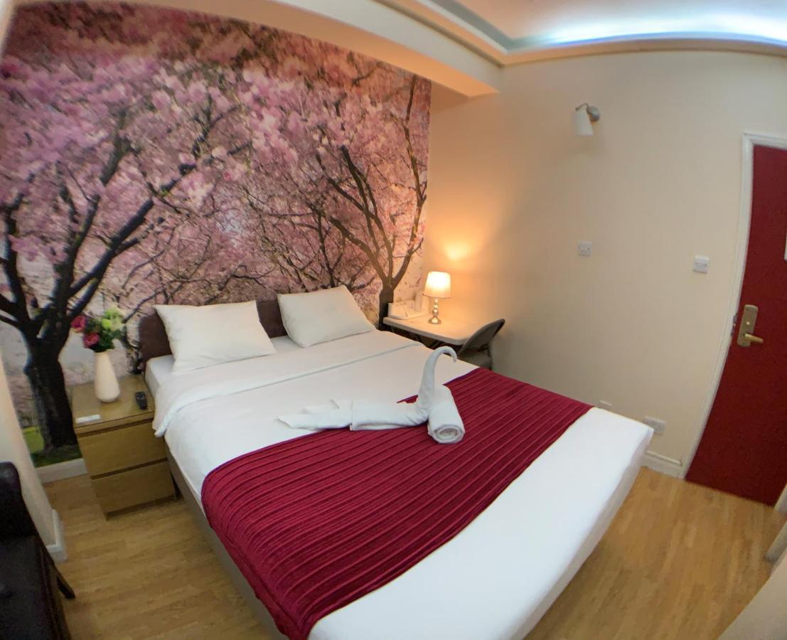 Barking Hotel Dış mekan fotoğraf